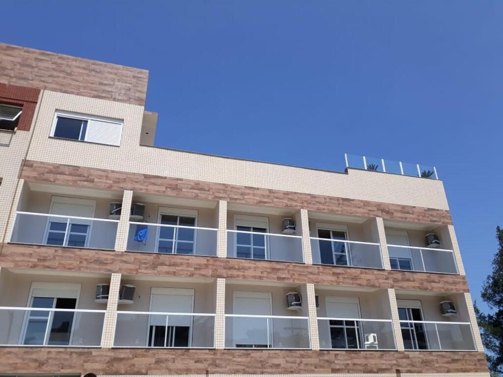 Hotel Jardim do Mar-suítes com sacada-suítes com cozinha vista mar-piscina vista mar praia dos molhes- visite nossa pagina na internet Torres Exterior foto